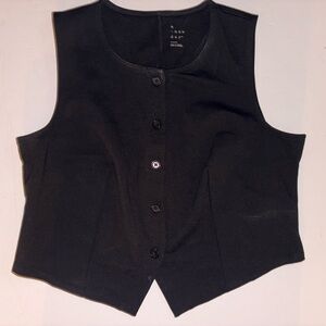 A New Day size large black vest